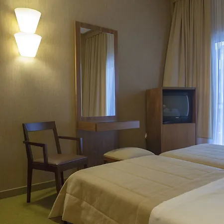 Philippos 3* Athens