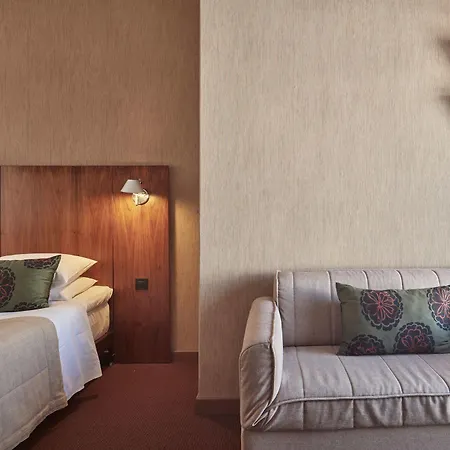 Philippos Hotel 3*